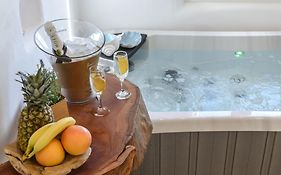 Naxos Island Escape Suites
